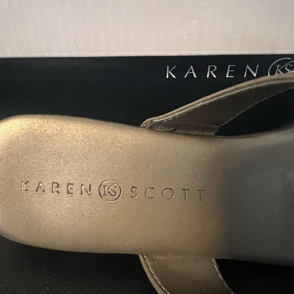 Shoes Ladies size 8.5 - Picture 6 of 6